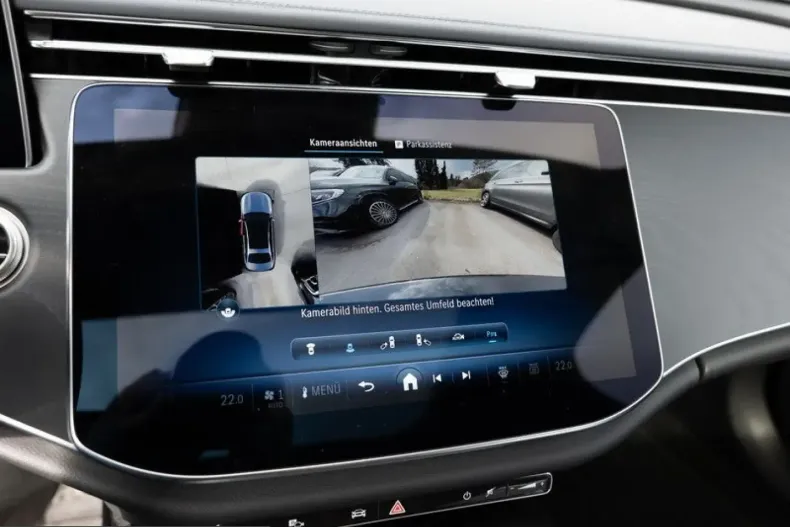 Mercedes-Benz E 200 (Clasa E) din 2024 cu 11.526 km - oferta MER201473 - foto 13