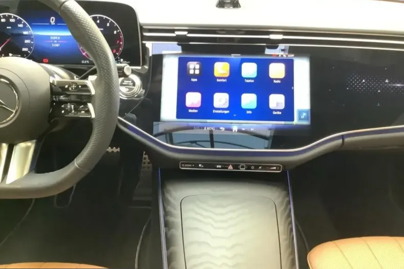 Mercedes-Benz E 200 (Clasa E) din 2025 cu 21.087 km - oferta MER201476 - foto 7