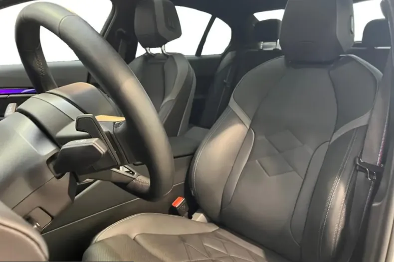 BMW 520 (Seria 5) din 2025 cu 18.815 km - oferta BMW201477 - foto 5