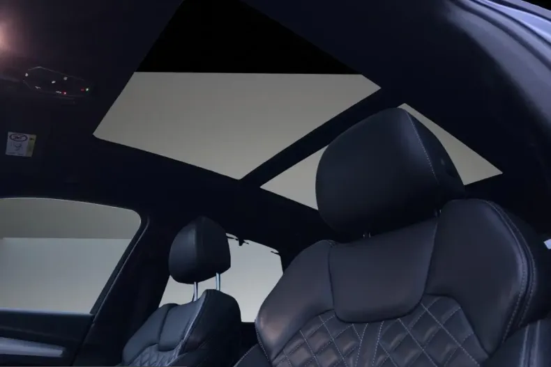 Audi Q5 din 2022 cu 75.600 km - oferta AUD201486 - foto 16