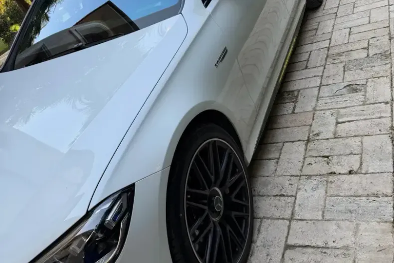 Mercedes-Benz S 63 AMG (Clasa S) din 2024 cu 5.300 km - oferta MER201487 - foto 5