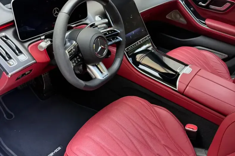 Mercedes-Benz S 63 AMG (Clasa S) din 2024 cu 5.300 km - oferta MER201487 - foto 8