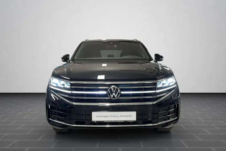 Volkswagen Touareg din 2025 cu 12.721 km - oferta VOL201490 - foto 1