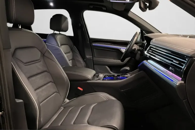 Volkswagen Touareg din 2025 cu 12.721 km - oferta VOL201490 - foto 13