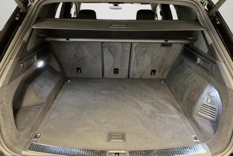 Volkswagen Touareg din 2025 cu 12.721 km - oferta VOL201490 - foto 16