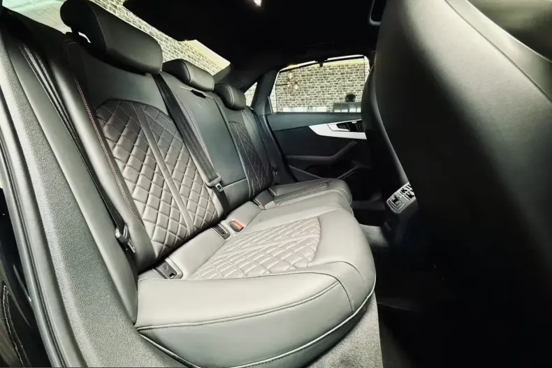 Audi A4 din 2023 cu 3.484 km - oferta AUD201495 - foto 17