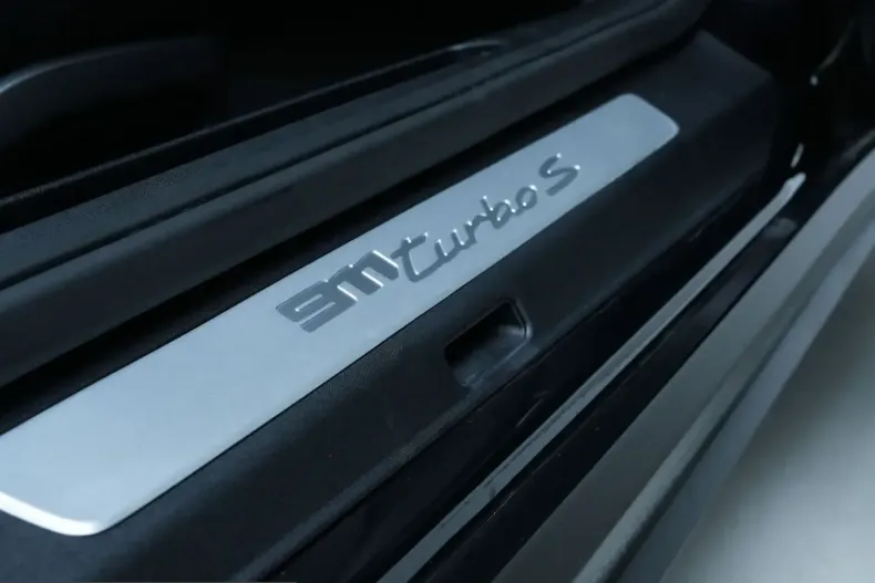 Porsche 911 din 2023 cu 13.000 km - oferta POR201496 - foto 26