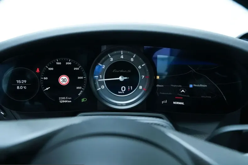 Porsche 911 din 2023 cu 13.000 km - oferta POR201496 - foto 38