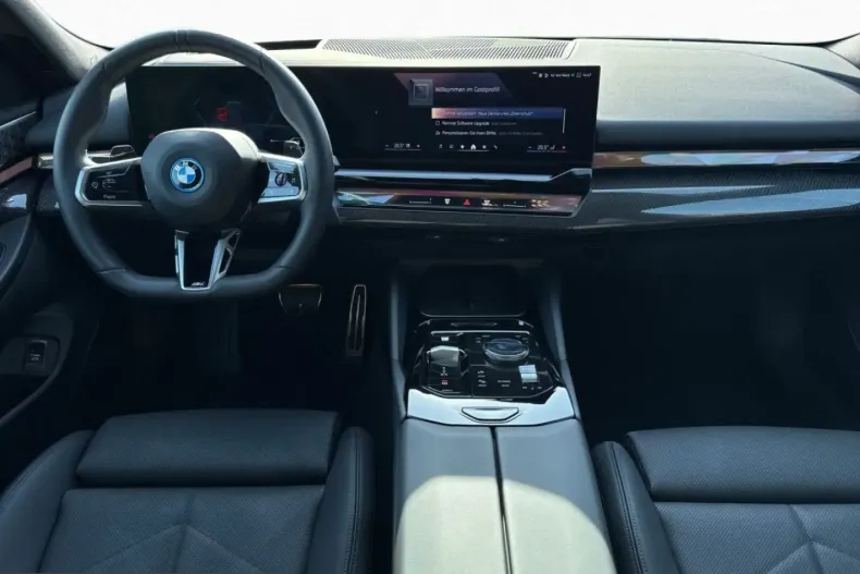 BMW 550 (Seria 5) din 2025 cu 12.757 km - oferta BMW201499 - foto 9