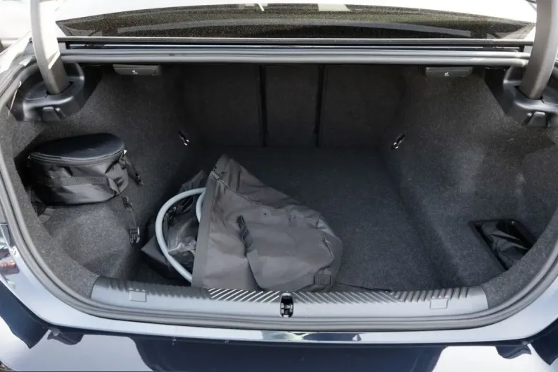 BMW 550 (Seria 5) din 2025 cu 20.596 km - oferta BMW201500 - foto 8