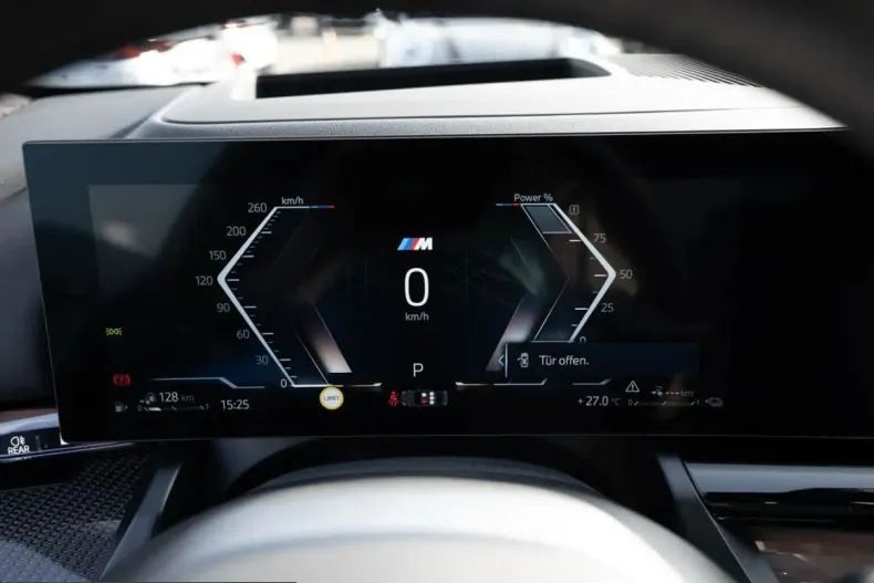 BMW 550 (Seria 5) din 2025 cu 20.596 km - oferta BMW201500 - foto 11