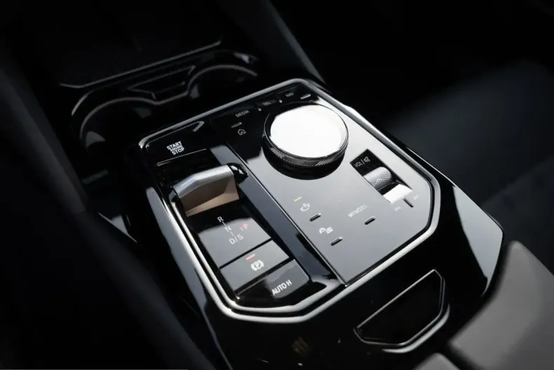 BMW 550 (Seria 5) din 2025 cu 20.596 km - oferta BMW201500 - foto 18