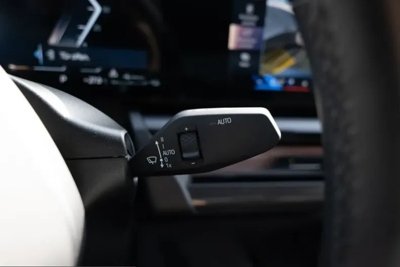 BMW 550 (Seria 5) din 2025 cu 20.596 km - oferta BMW201500 - foto 21