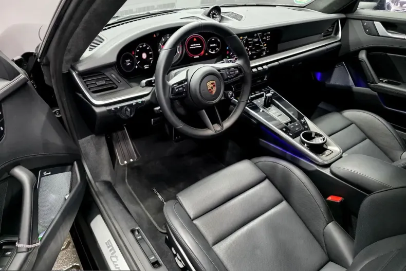 Porsche 992 din 2023 cu 6.985 km - oferta POR201501 - foto 6