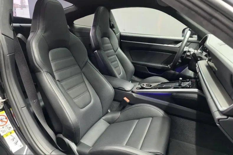 Porsche 992 din 2023 cu 6.985 km - oferta POR201501 - foto 9