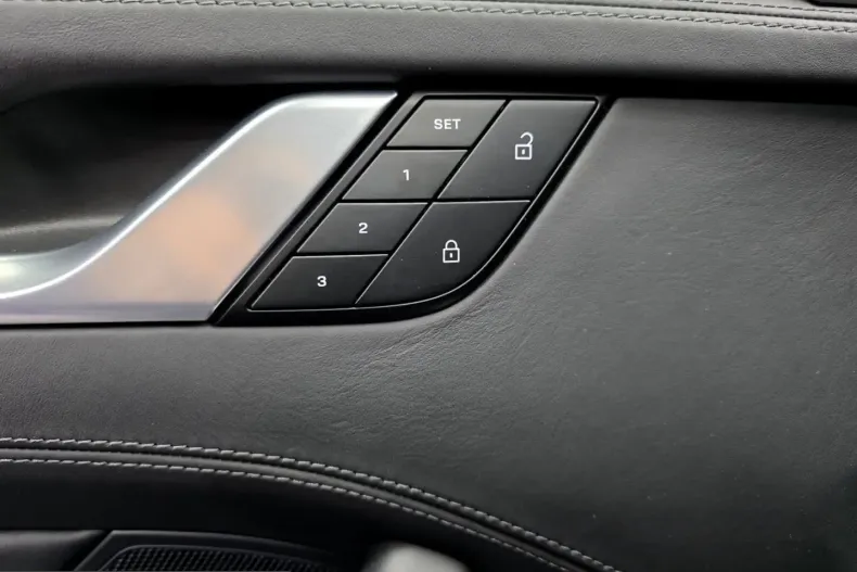 Porsche 992 din 2023 cu 6.985 km - oferta POR201501 - foto 17