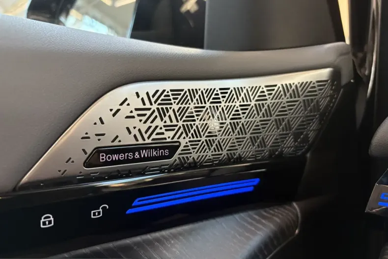 BMW 540 (Seria 5) din 2024 cu 52.325 km - oferta BMW201502 - foto 17