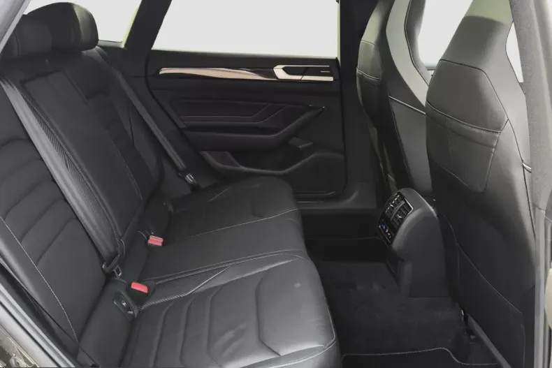 Volkswagen Arteon din 2023 cu 13.820 km - oferta VOL201505 - foto 19