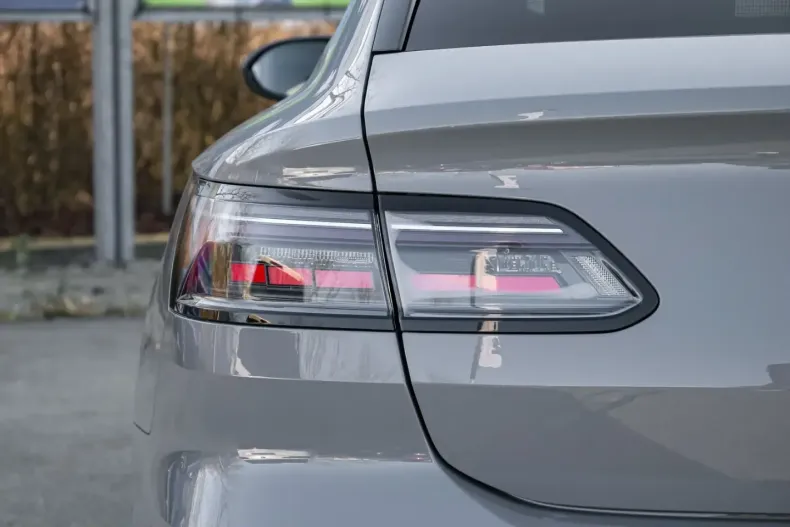 Volkswagen Arteon din 2023 cu 30.350 km - oferta VOL201508 - foto 7