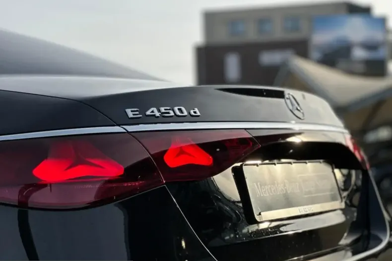Mercedes-Benz E 450 (Clasa E) din 2025 cu 14.944 km - oferta MER201509 - foto 2