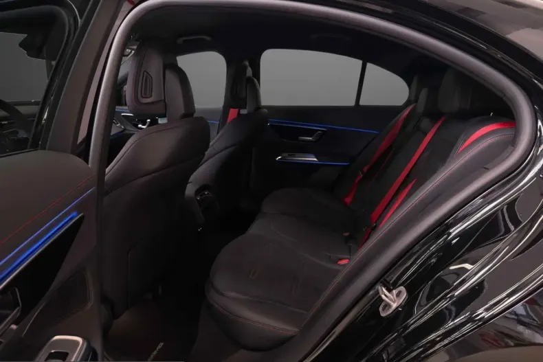 Mercedes-Benz E 53 AMG (Clasa E) din 2024 cu 8.745 km - oferta MER201512 - foto 8