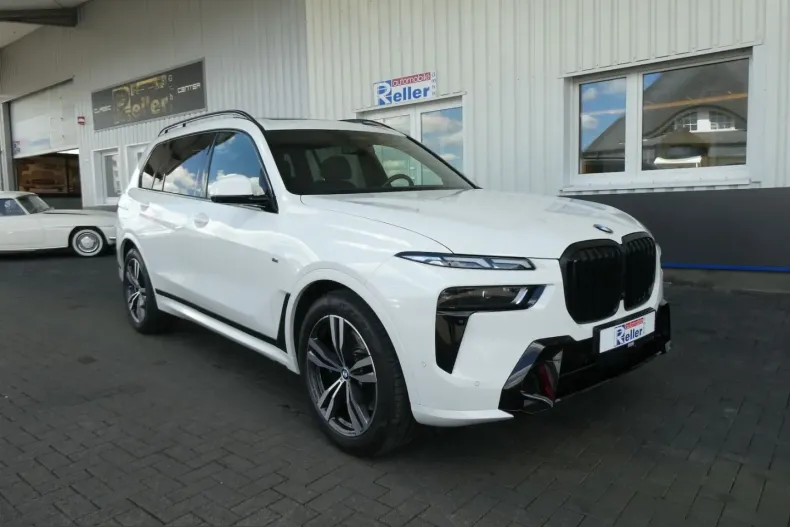 BMW X7 (Seria X) din 2024 cu 26.328 km - oferta BMW201515 - foto 1