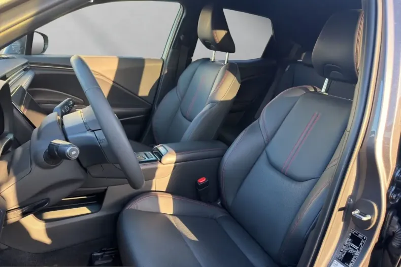 Lexus LBX din 2024 cu 16.855 km - oferta LEX201519 - foto 9