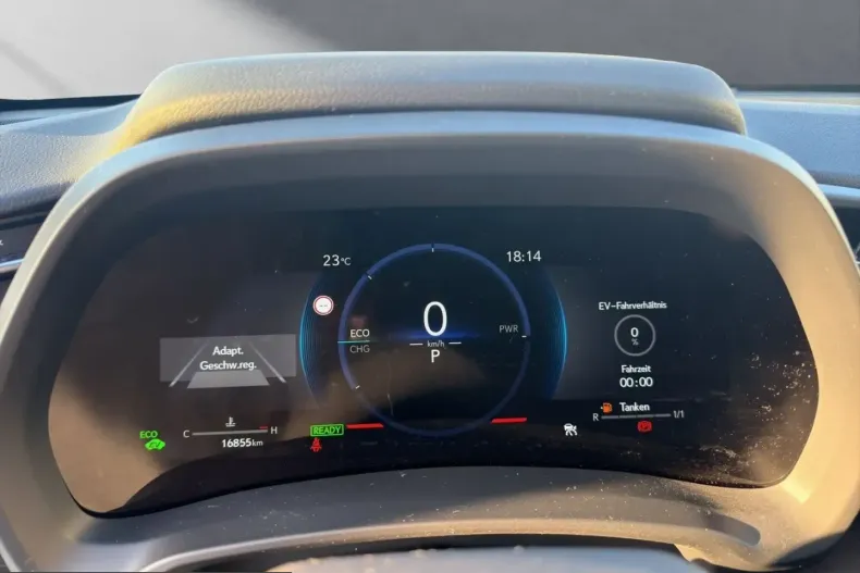 Lexus LBX din 2024 cu 16.855 km - oferta LEX201519 - foto 11