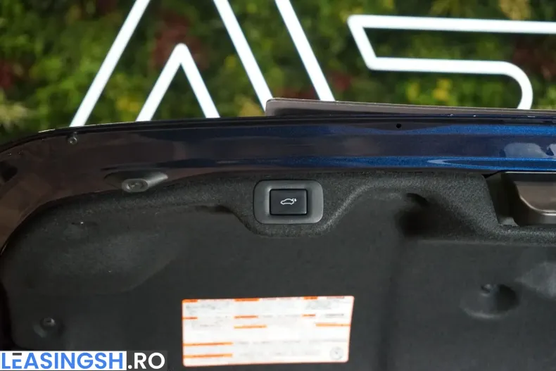 Lexus ES 300 din 2024 cu 33.682 km - oferta LEX201520 - foto 13