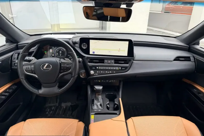 Lexus ES 300 din 2023 cu 36.909 km - oferta LEX201521 - foto 4