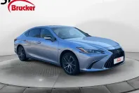 Lexus ES 300 din 2023 cu 60.000 km - oferta LEX201522 - foto 1
