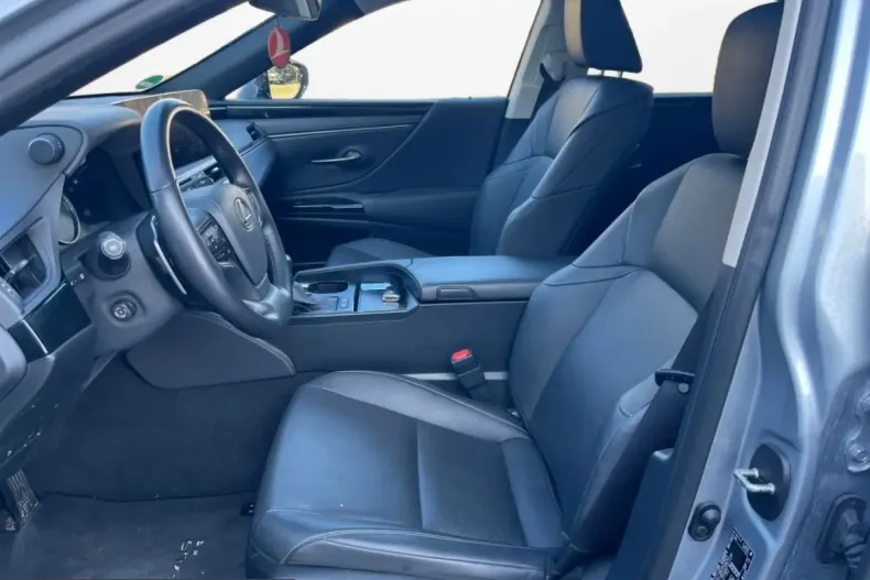 Lexus ES 300 din 2023 cu 60.000 km - oferta LEX201522 - foto 10