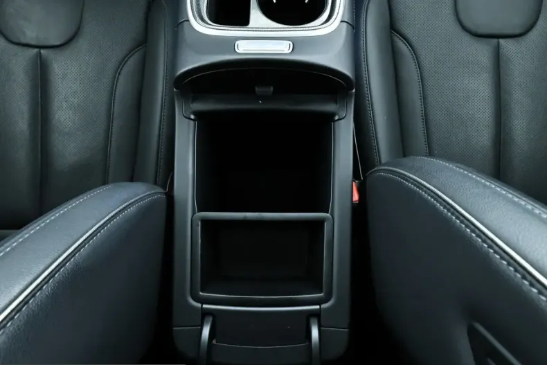 Hyundai Santa Fe din 2023 cu 38.048 km - oferta HYU201529 - foto 11