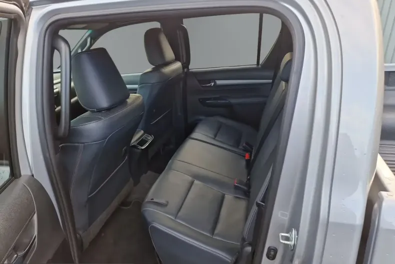 Toyota Hilux din 2024 cu 48.844 km - oferta TOY201531 - foto 7