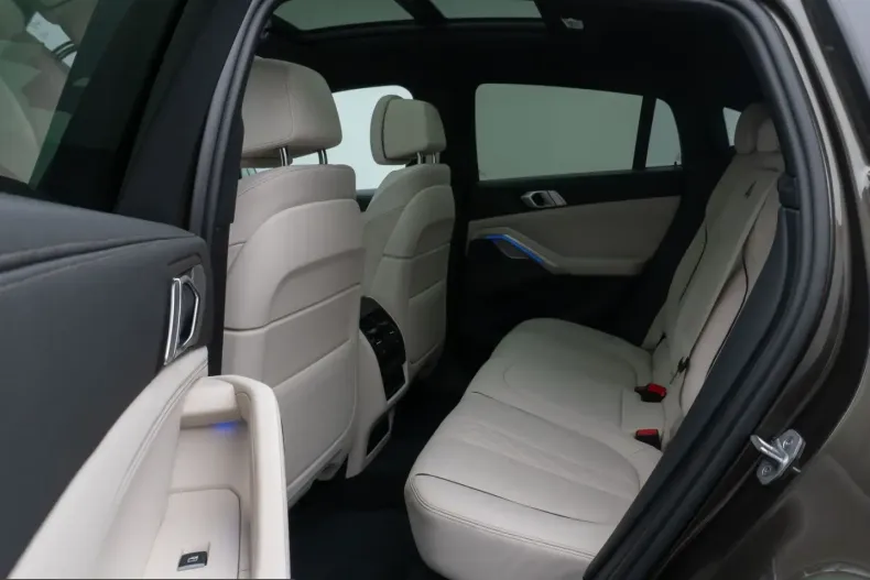 BMW X6 M50 (Seria X) din 2023 cu 81.977 km - oferta BMW201547 - foto 25