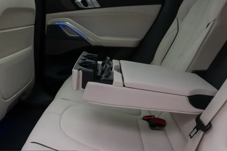 BMW X6 M50 (Seria X) din 2023 cu 81.977 km - oferta BMW201547 - foto 28