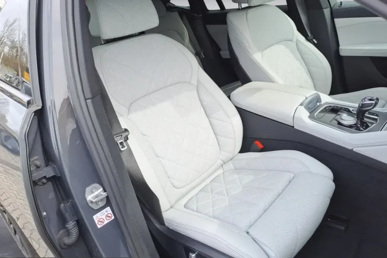 BMW X6 M50 (Seria X) din 2023 cu 29.700 km - oferta BMW201548 - foto 8