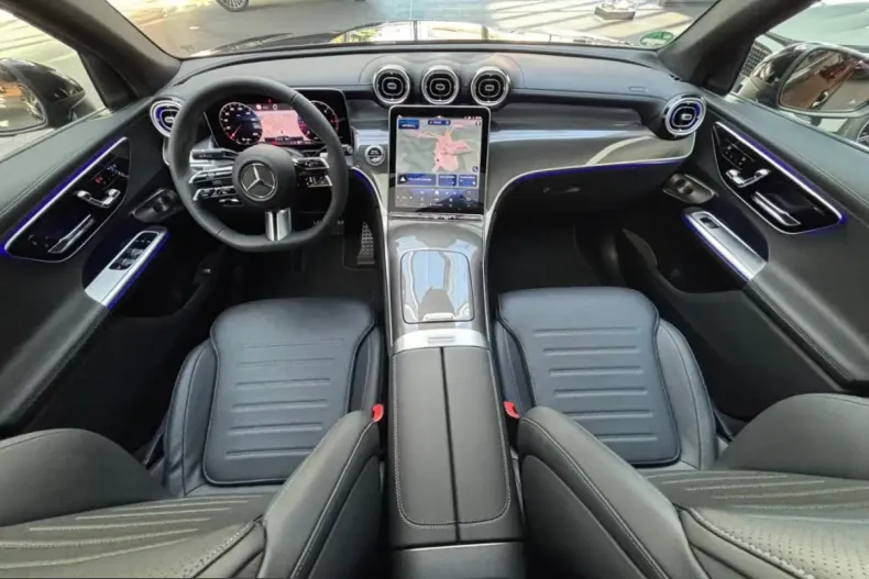 Mercedes-Benz GLC 300 (Clasa GLC) din 2026 cu 9.000 km - oferta MER201549 - foto 6