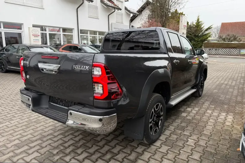 Toyota Hilux din 2026 cu 20 km - oferta TOY201557 - foto 4