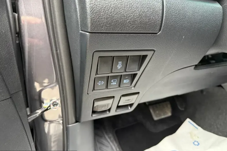 Toyota Hilux din 2026 cu 20 km - oferta TOY201557 - foto 9