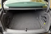 Audi A4 din 2024 cu 3.164 km - oferta AUD201562 - foto 9