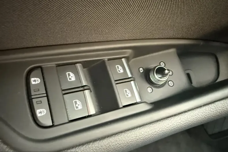 Audi A4 din 2024 cu 3.164 km - oferta AUD201562 - foto 10