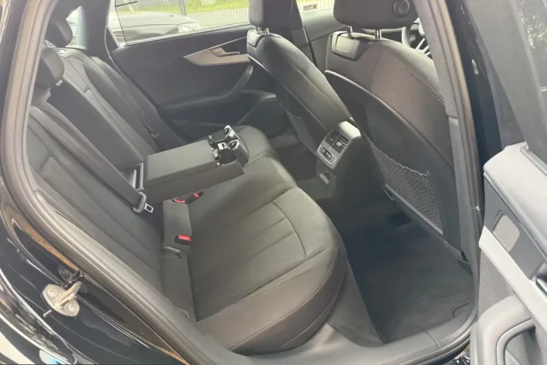 Audi A4 din 2024 cu 3.164 km - oferta AUD201562 - foto 13