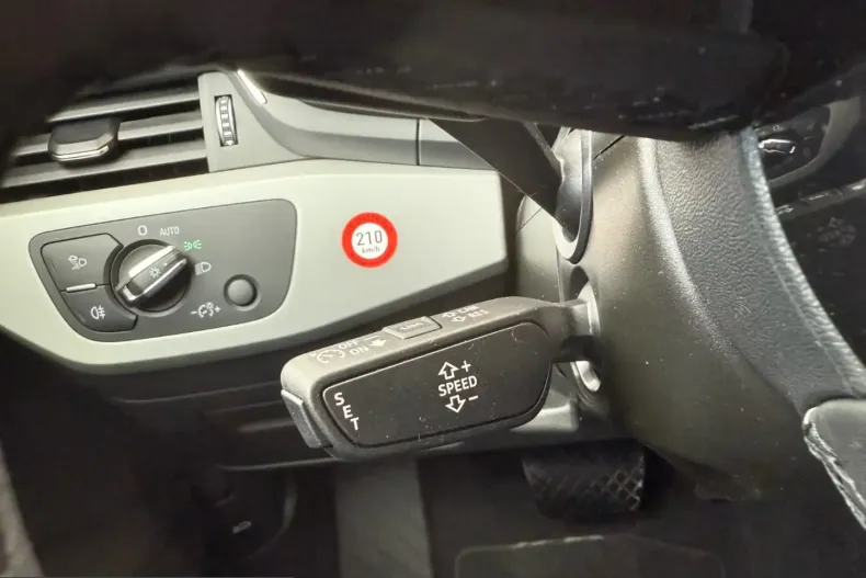 Audi A4 din 2024 cu 3.164 km - oferta AUD201562 - foto 17