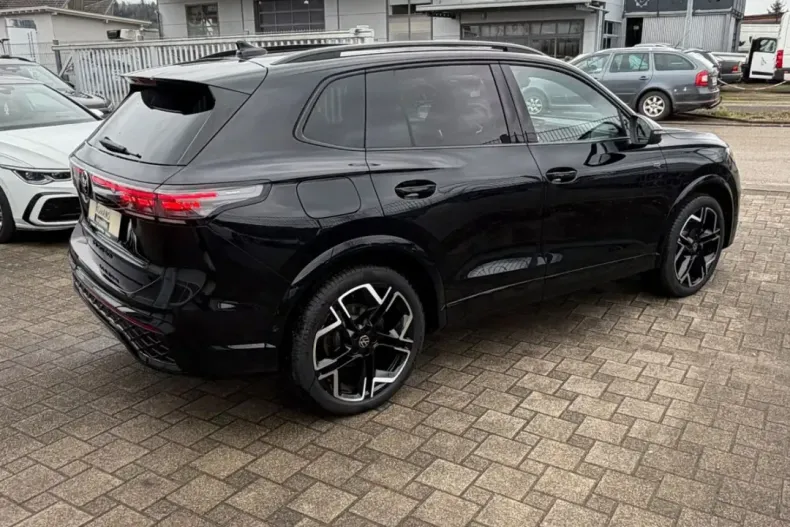 Volkswagen Tiguan din 2025 cu 9.669 km - oferta VOL201565 - foto 7