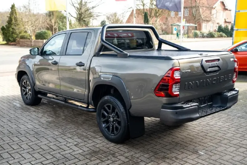 Toyota Hilux din 2021 cu 58.442 km - oferta TOY201566 - foto 2