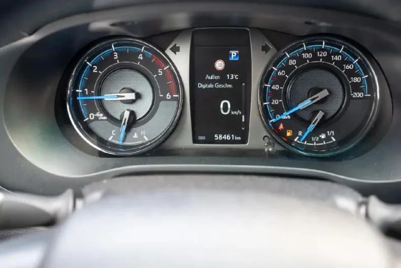 Toyota Hilux din 2021 cu 58.442 km - oferta TOY201566 - foto 15