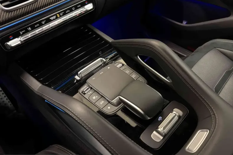 Mercedes-Benz GLE 63 AMG (Clasa GLE) din 2024 cu 29.900 km - oferta MER201570 - foto 17