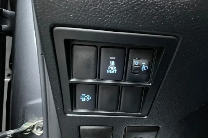 Toyota Hilux din 2022 cu 51.288 km - oferta TOY201574 - foto 24