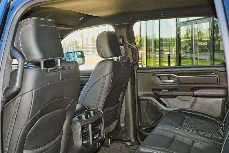 Dodge RAM din 2022 cu 38.234 km - oferta DOD201575 - foto 13